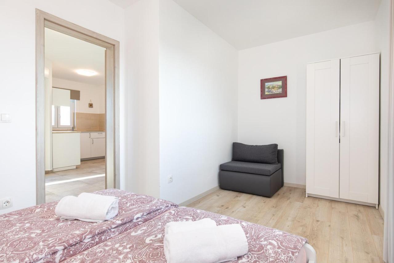 Apartments Brig Perfect Countryside Holiday! クルク エクステリア 写真